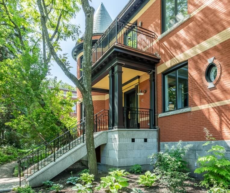 carrousel-mcculloch-web-001-1