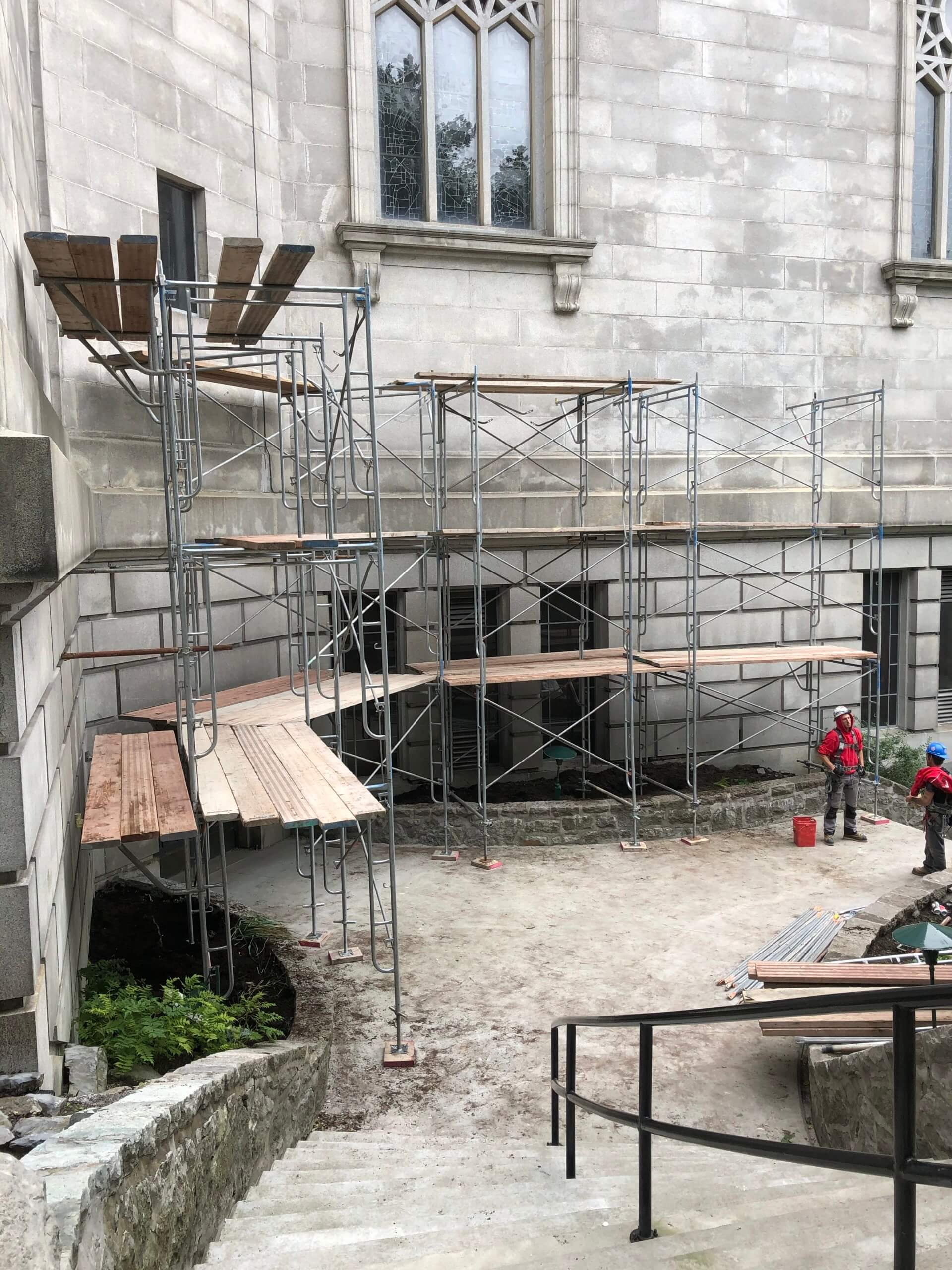 installation-échafaudage-montréal