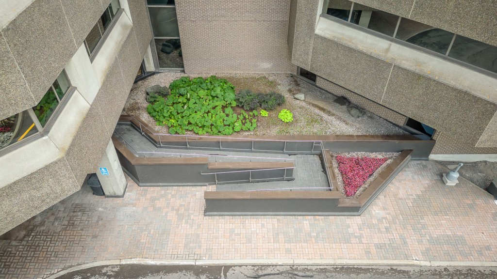 Entrepreneur-maçonnerie-marches-extérieur-en-pierre-Lévis-Québec