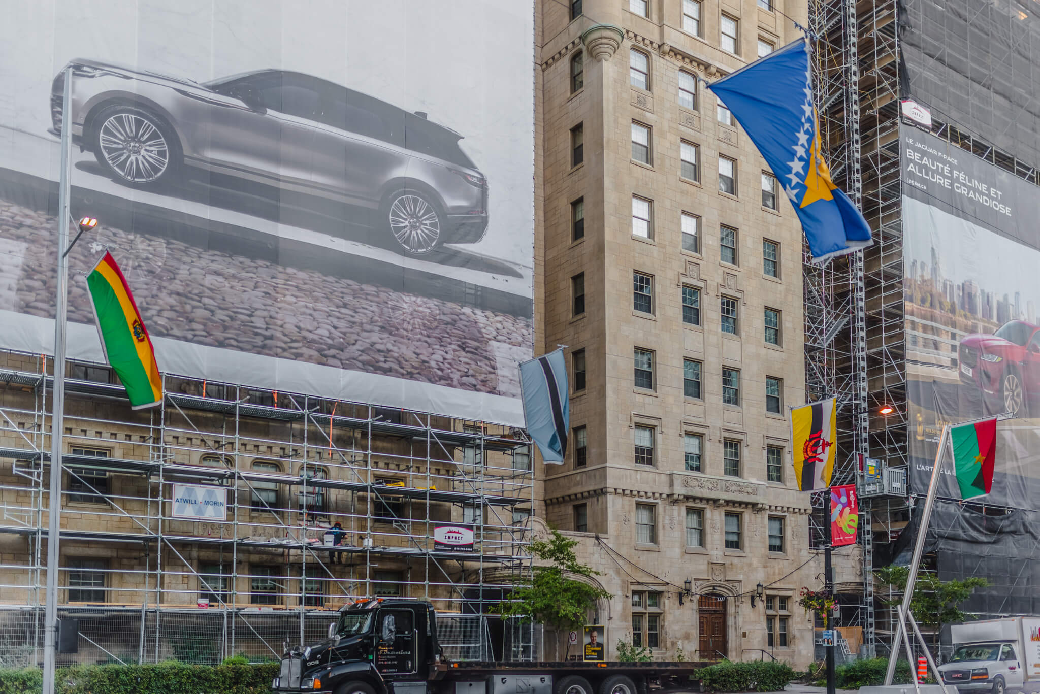 Installation-Échafaudage-Montréal-Maçonnerie-pierre-restauration-bâtiment