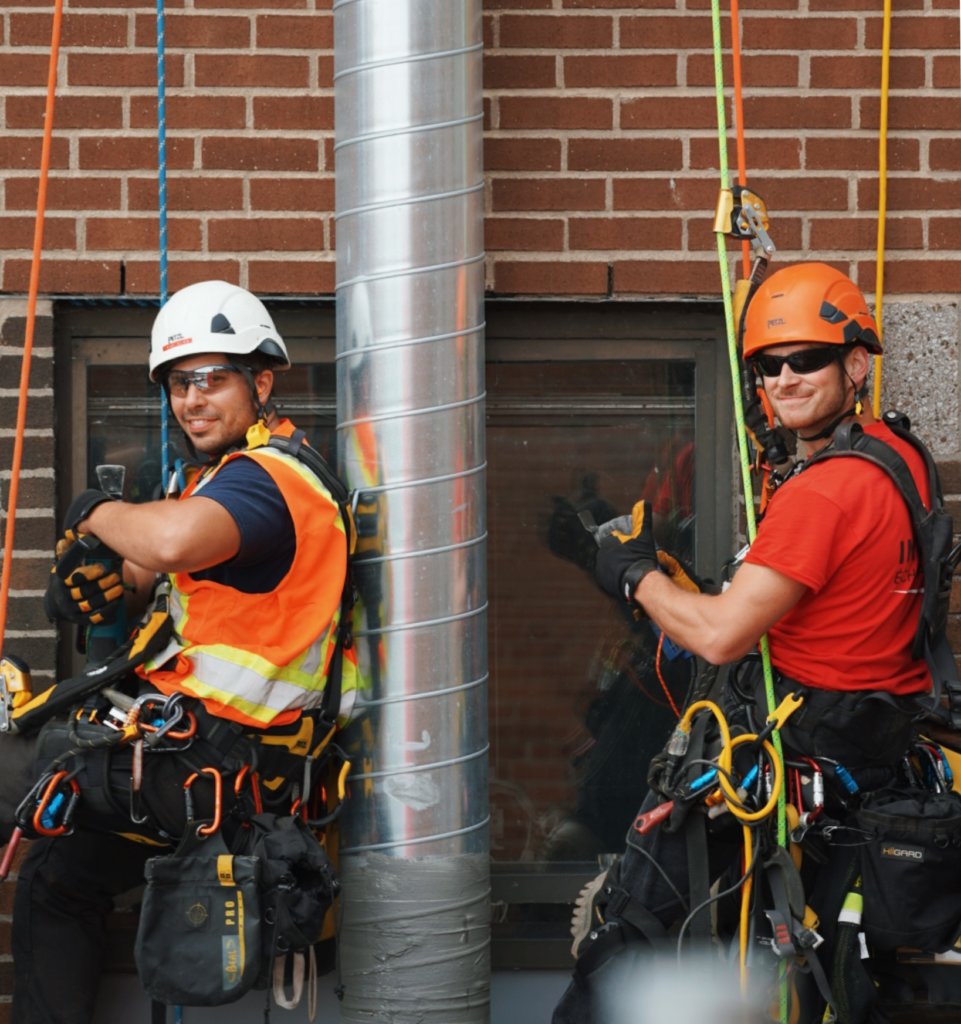 Réparation-Mur-Brique-Cordistes-Maçons-Montréal