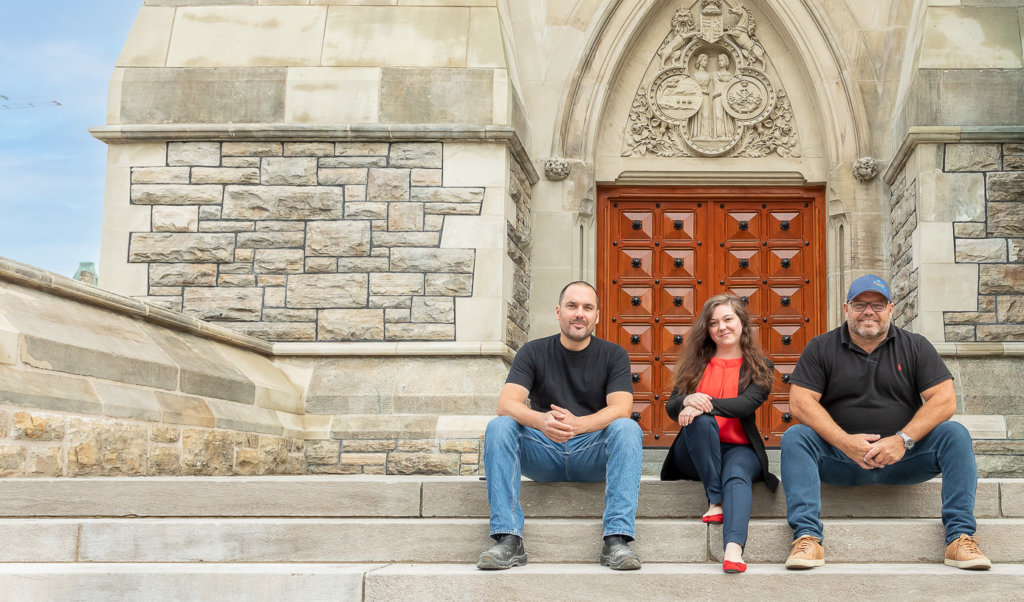 Stone-Masons-Ottawa-Parliament