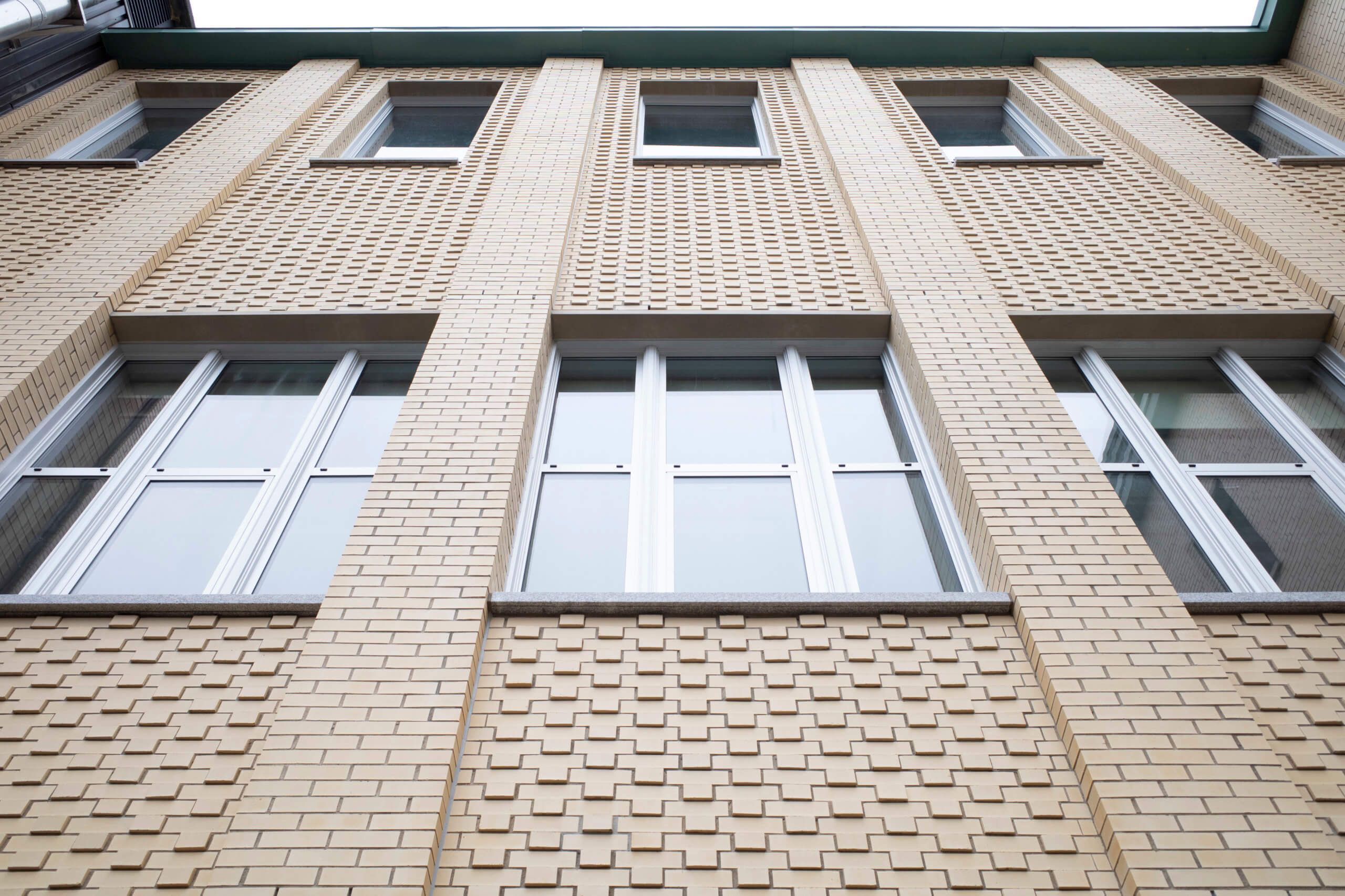 réparation-murs-de-brique-entrepreneur-Maçonnerie-Université-Montréal