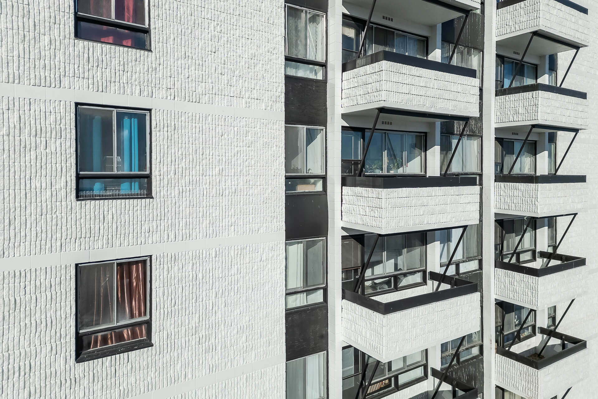 fairlea-facade-localized-wood-replacement