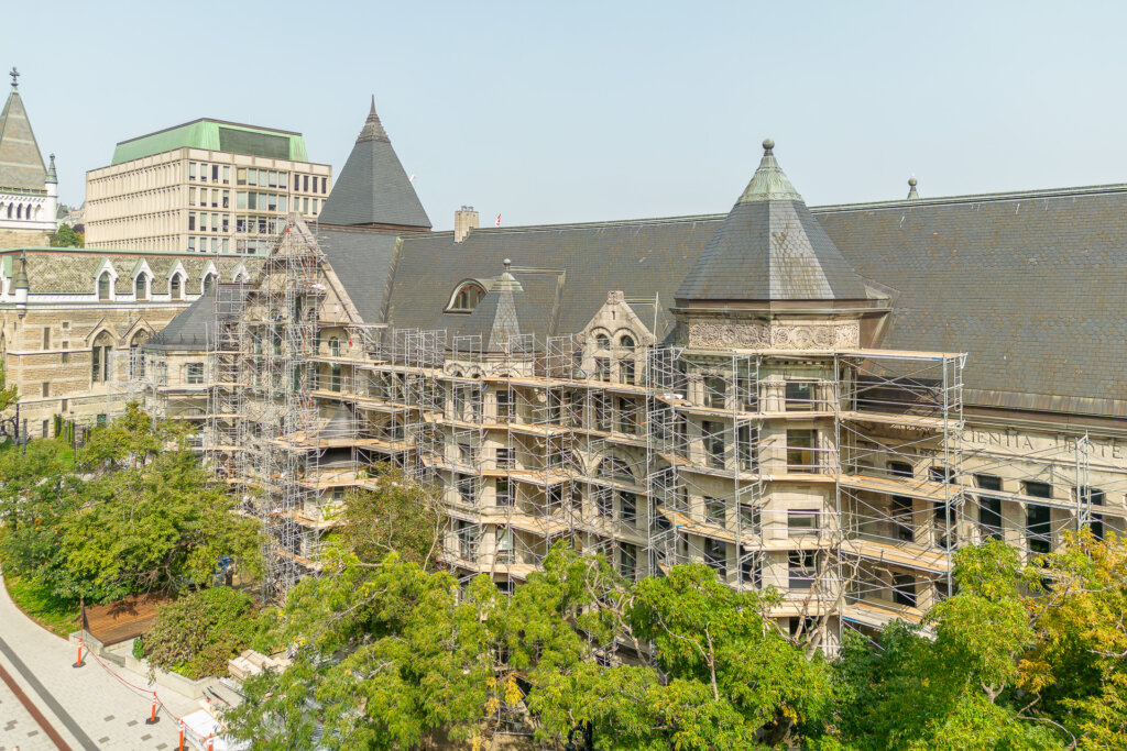 chaîne électrique-blocs-mcgill-échafaudage
