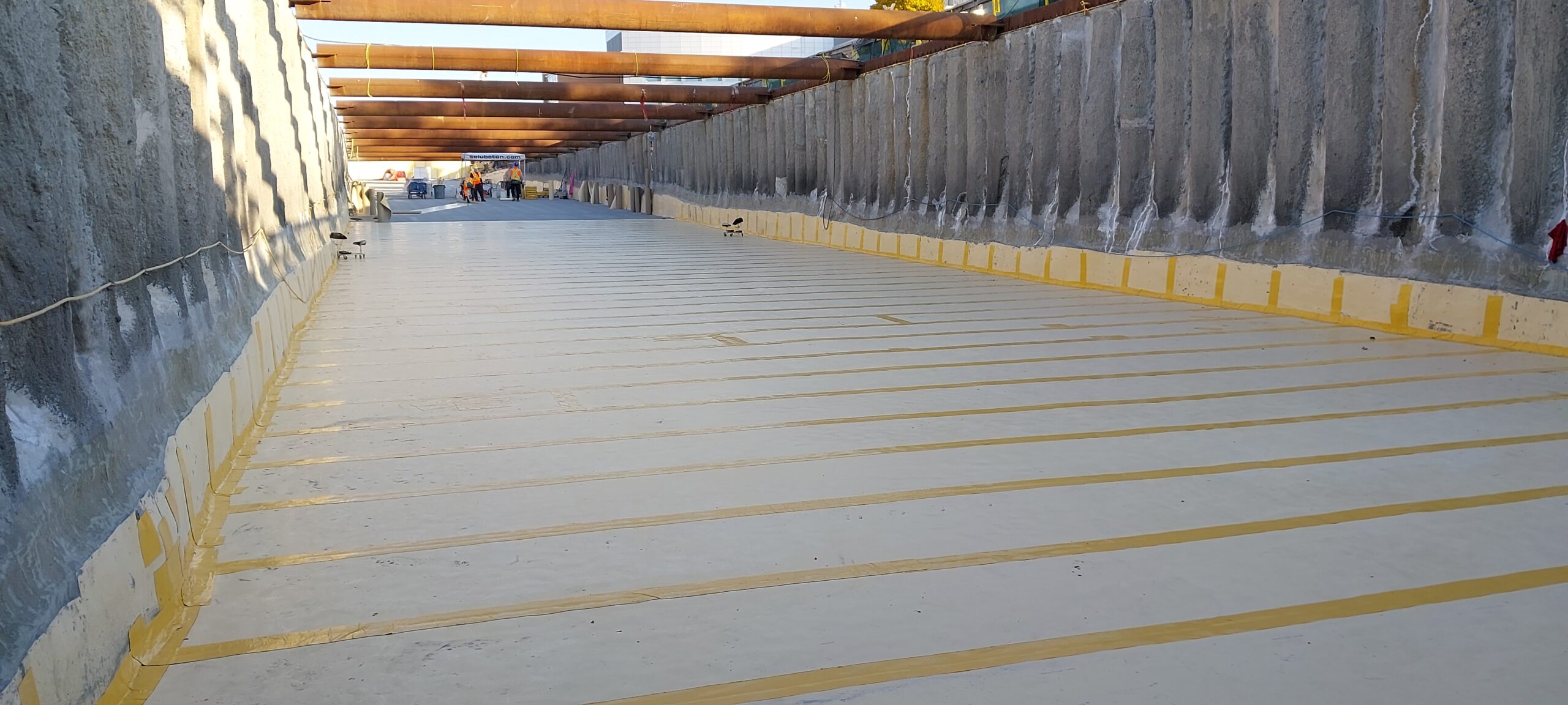 Membrane appliquée au sol