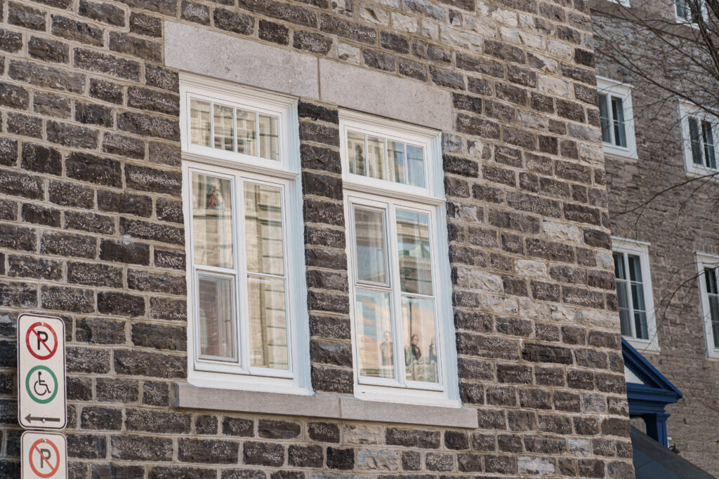 Vue de près d'une façade